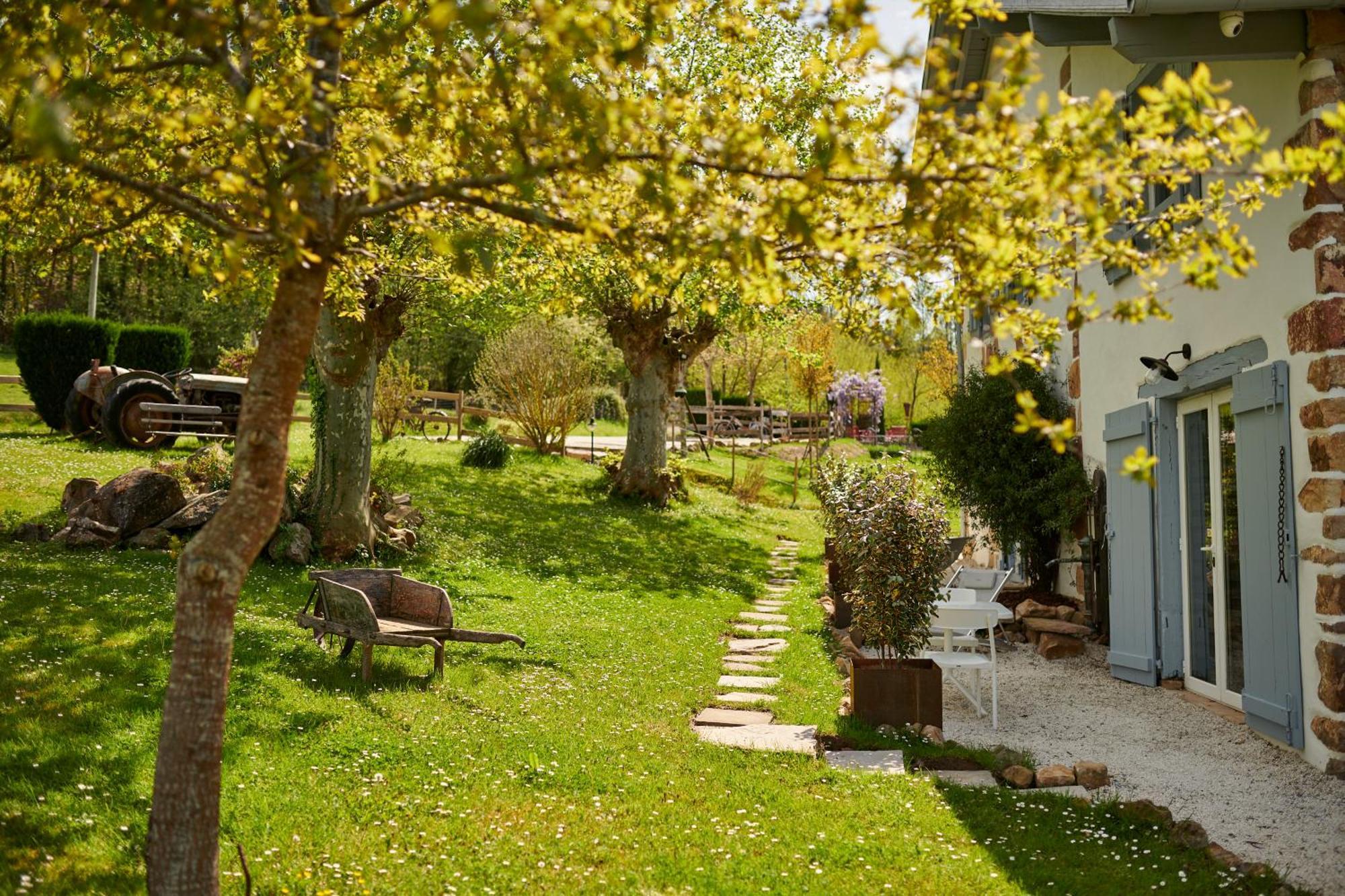 Bed and Breakfast Ferme Elhorga à Saint-Pée-sur-Nivelle Extérieur photo