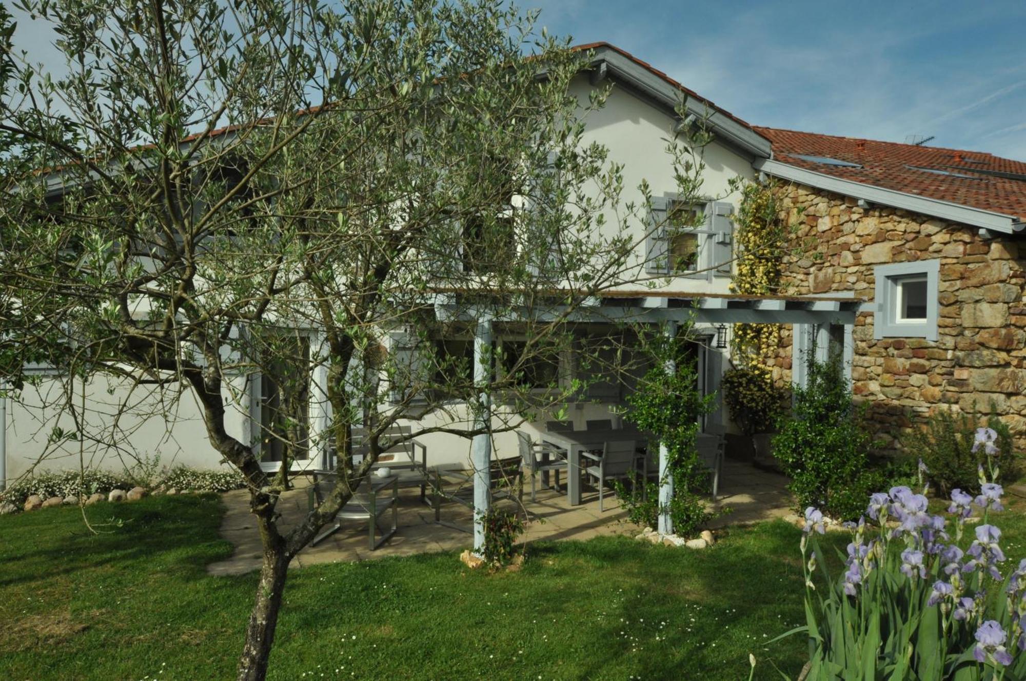 Bed and Breakfast Ferme Elhorga à Saint-Pée-sur-Nivelle Extérieur photo